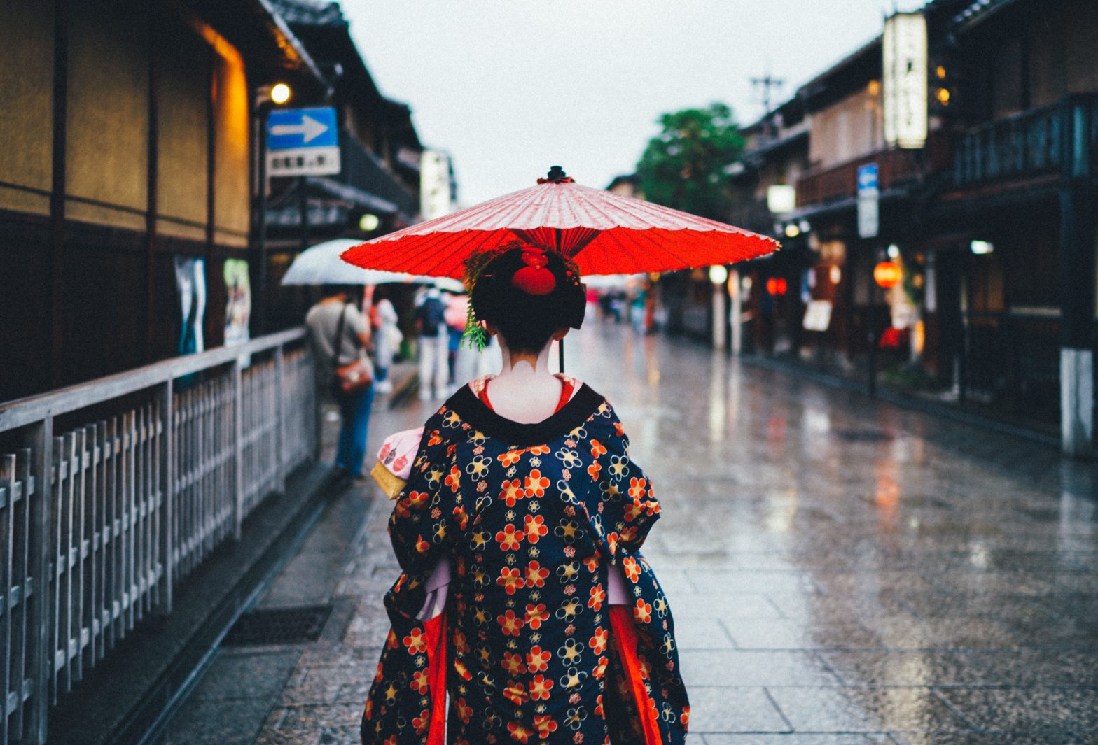 rain-japan-by-tianshu-liu